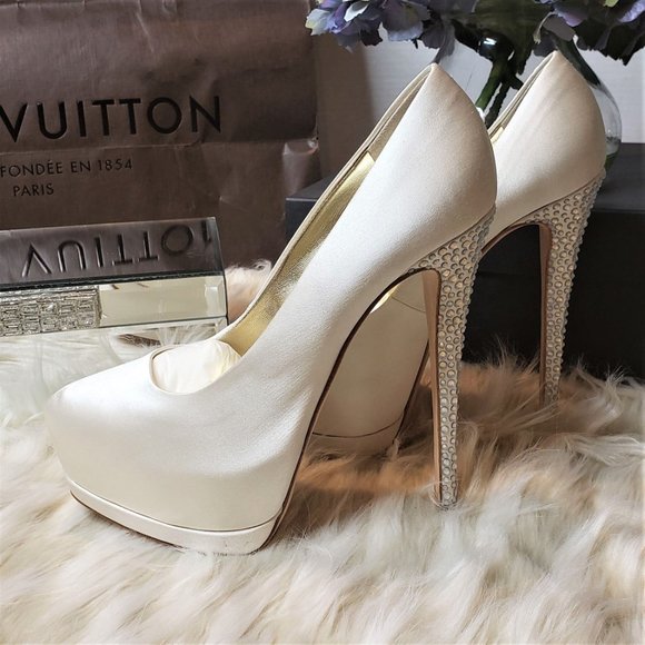 Giuseppe Zanotti Shoes - NIB GIUSEPPE ZANOTTI Eva Satin Crystalized 6" Pump